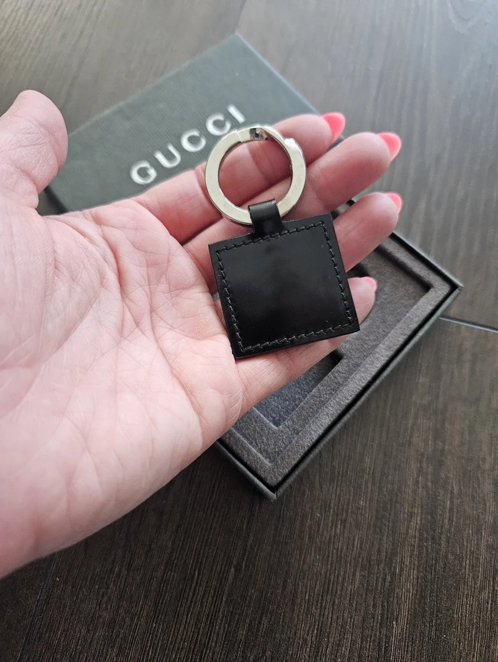 Gucci elegant keyring